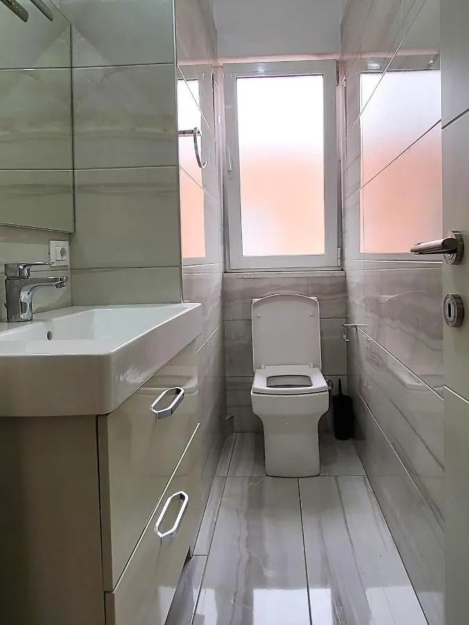 Quiet Apartment Near Tirana Lake Arnavutluk